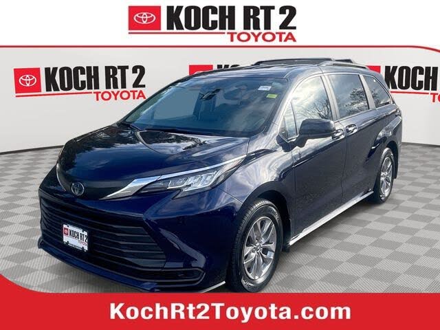 2023 Toyota Sienna LE 8-Passenger AWD