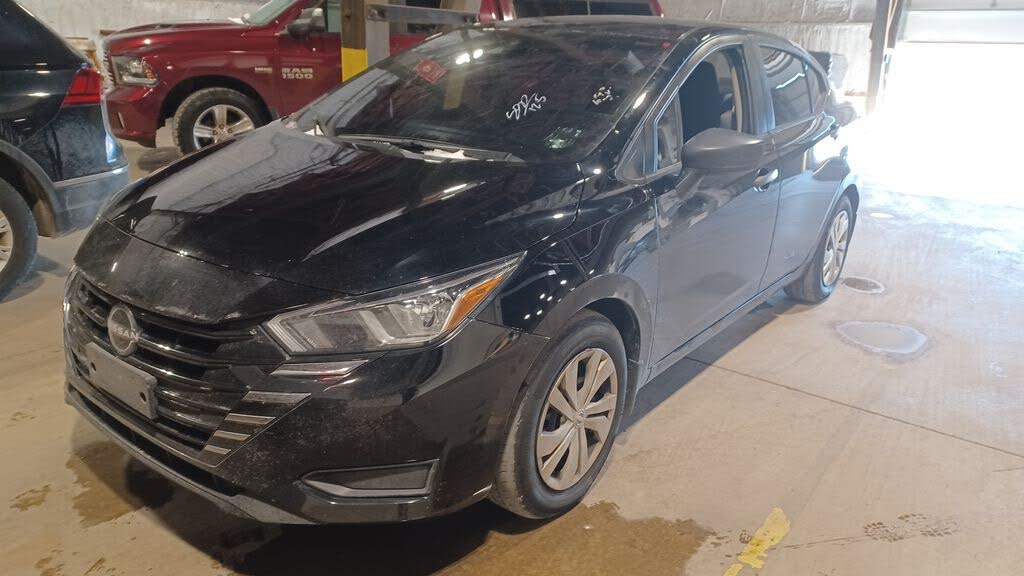 2024 Nissan Versa S FWD