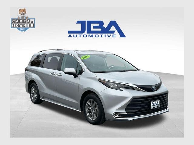 2024 Toyota Sienna XLE 7-Passenger FWD