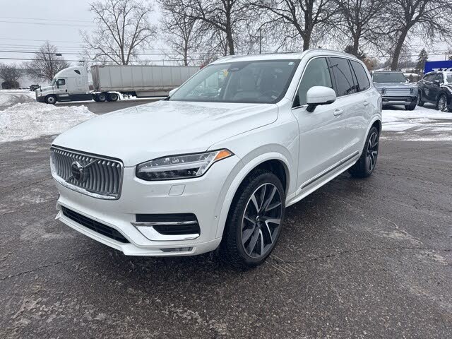 2024 Volvo XC90 B6 Ultimate Bright Theme 7-Passenger AWD