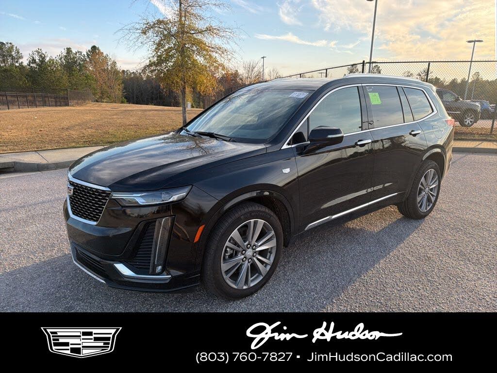 2025 Cadillac XT6 Premium Luxury FWD