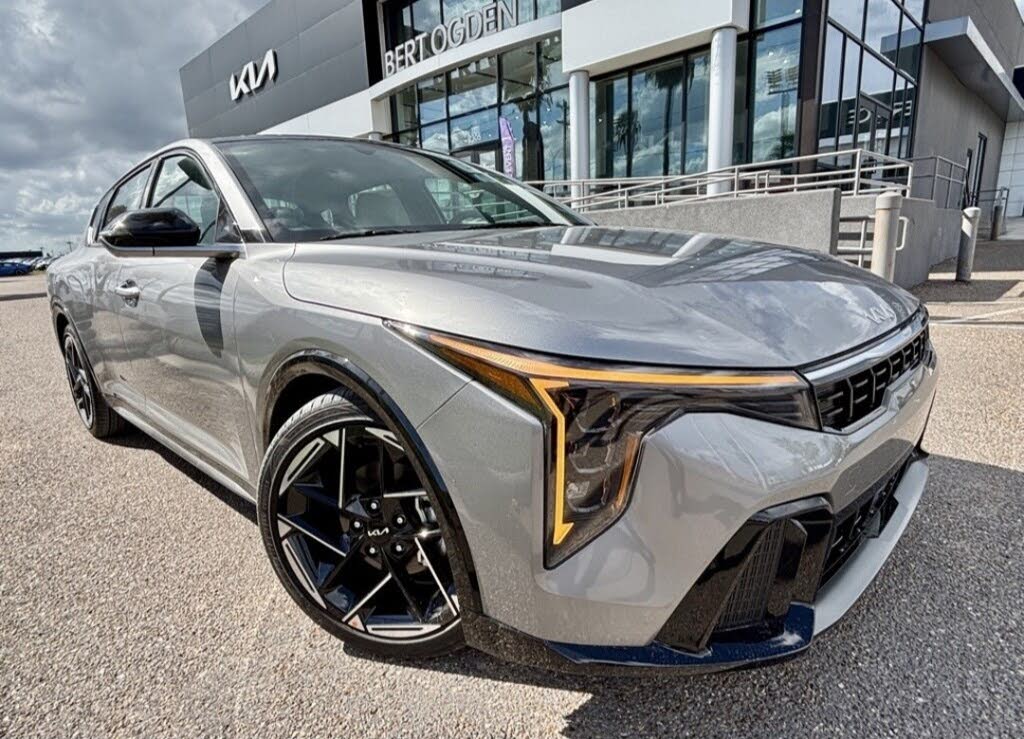 2025 Kia K4 GT-Line FWD