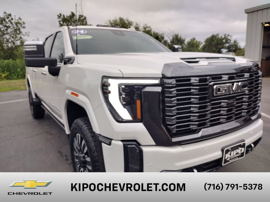 2024 GMC Sierra 2500HD Denali Ultimate Crew Cab 4WD