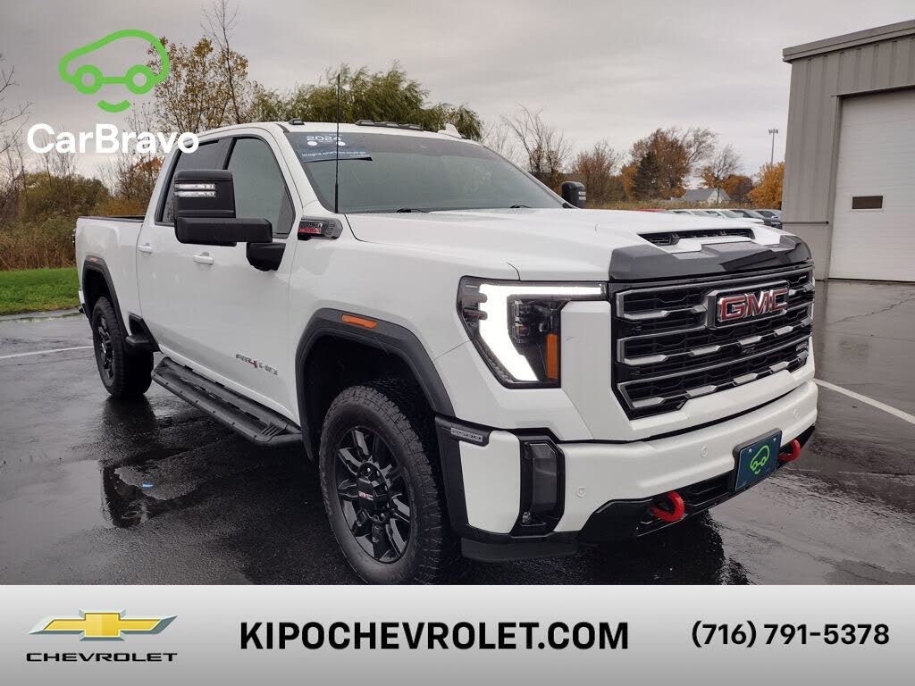 2024 GMC Sierra 2500HD AT4 Crew Cab 4WD
