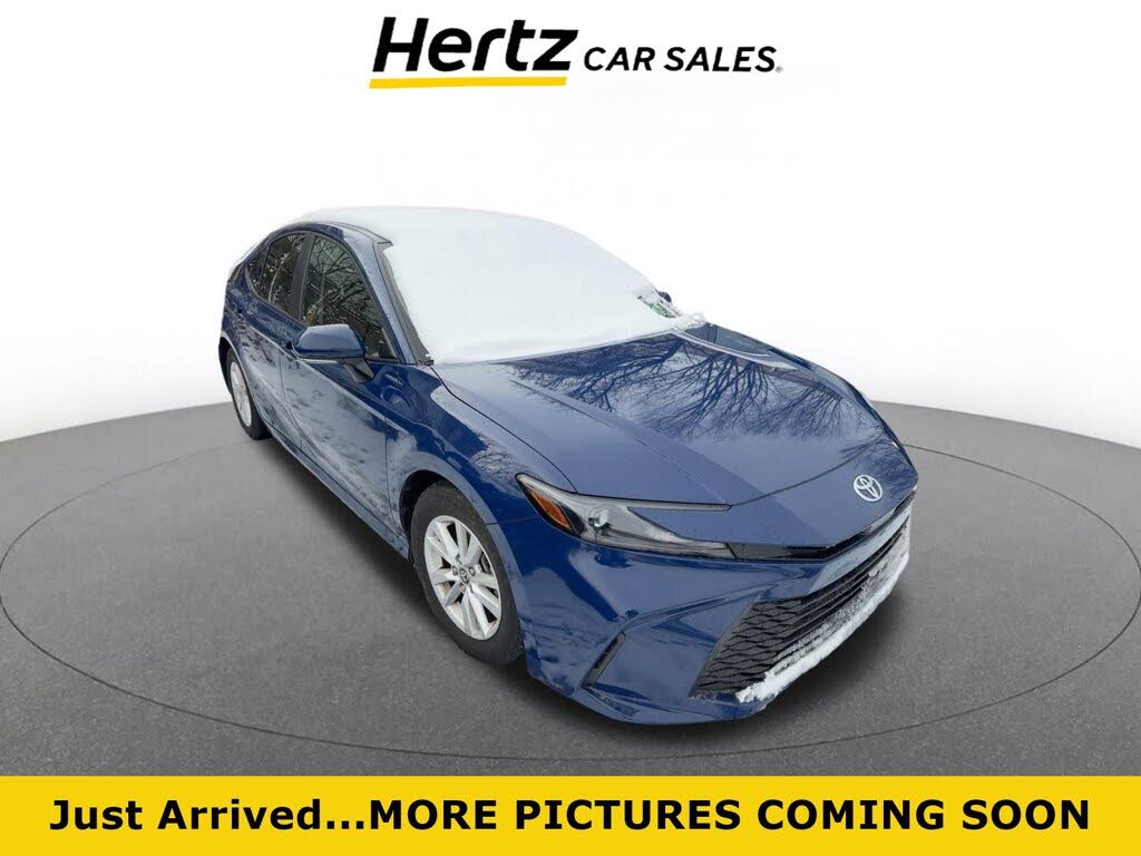 2025 Toyota Camry LE FWD
