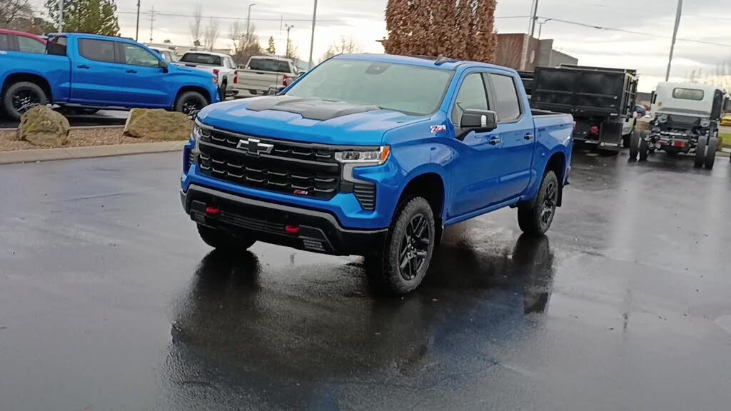 2026 Chevrolet Silverado 1500 LT Trail Boss Crew Cab 4WD