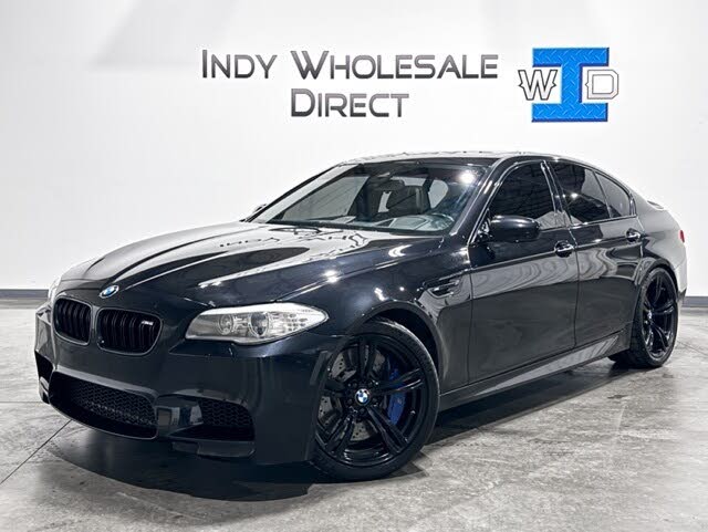 2013 BMW M5 RWD