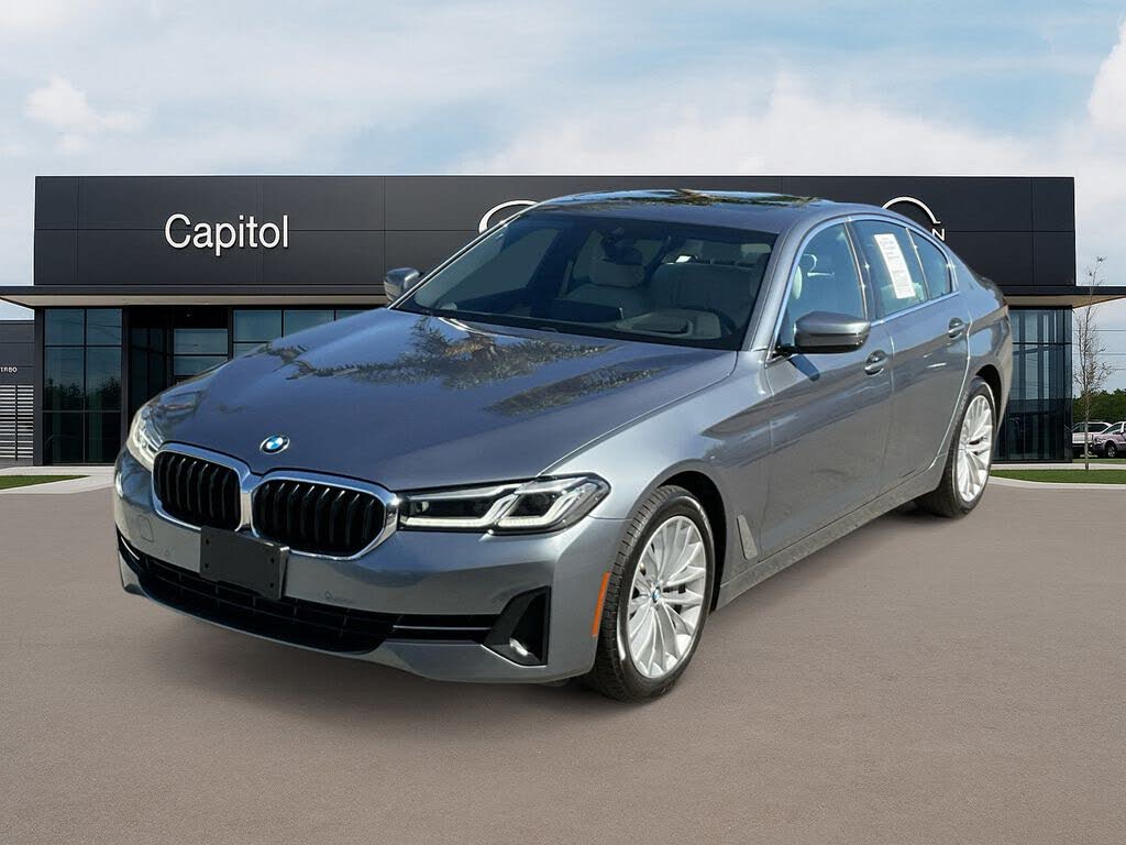 2022 BMW 5 Series 530i RWD