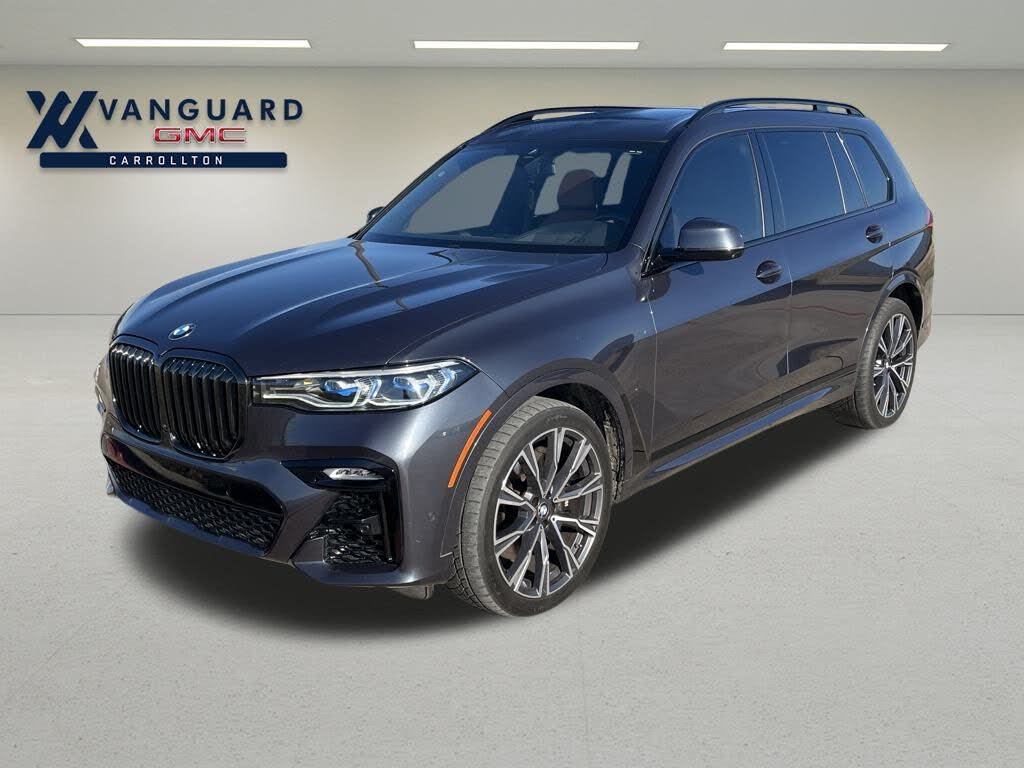 2022 BMW X7 M50i AWD
