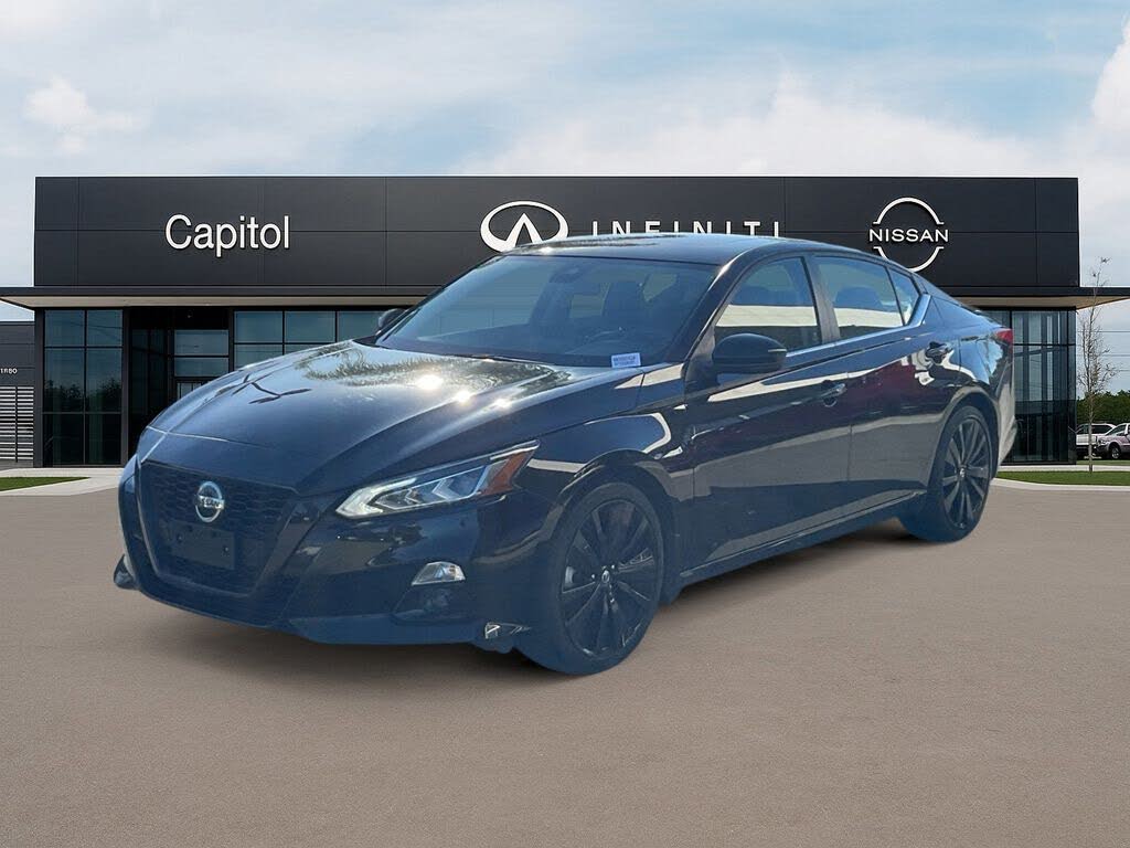 2022 Nissan Altima 2.5 SR FWD