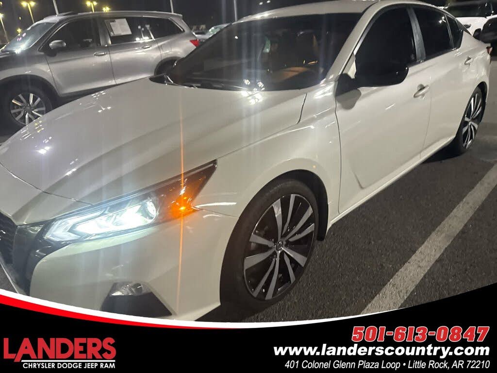 2022 Nissan Altima 2.5 SR FWD