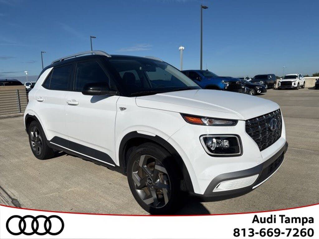 2023 Hyundai Venue Limited FWD