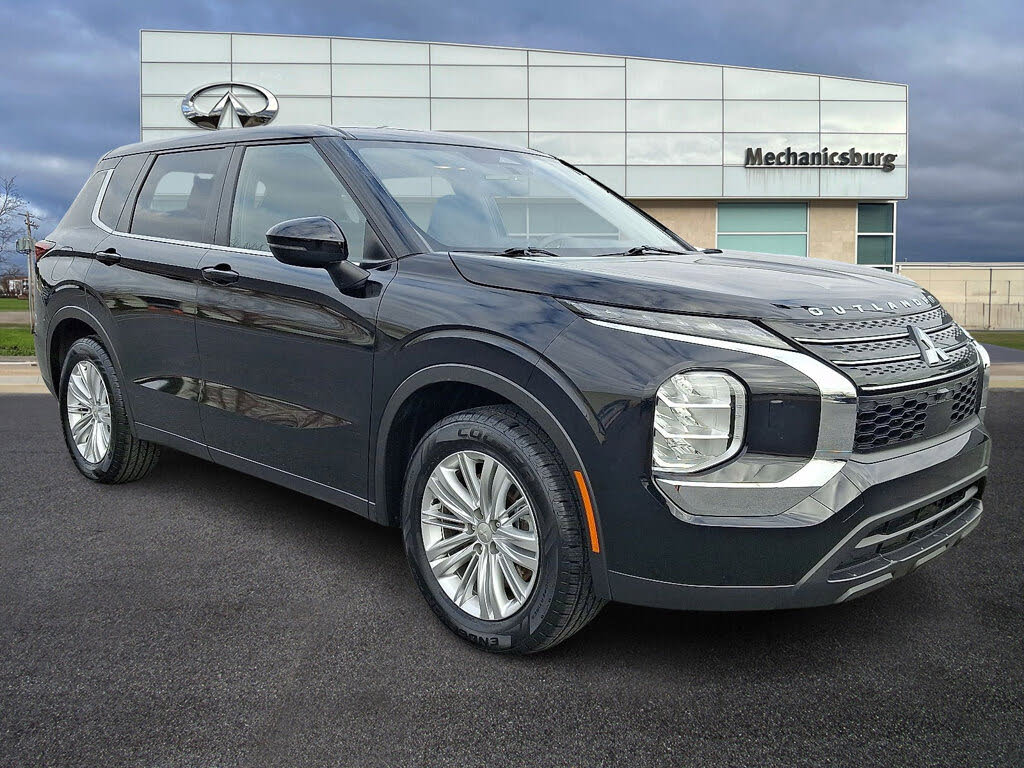 2023 Mitsubishi Outlander ES S-AWC