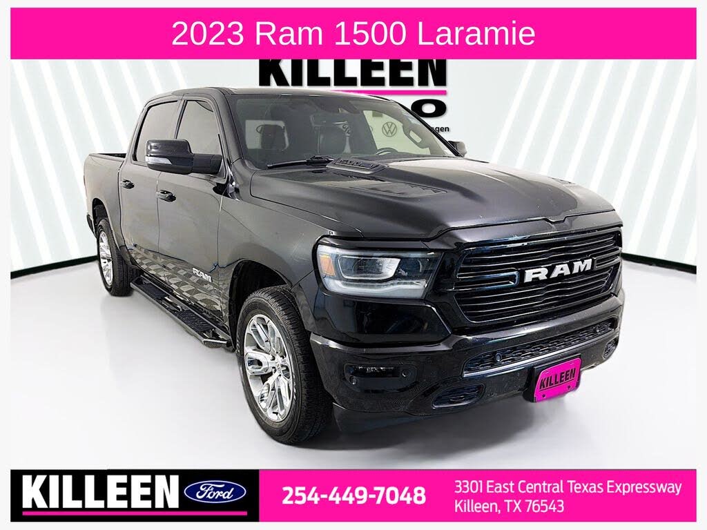2023 RAM 1500 Laramie Crew Cab 4WD