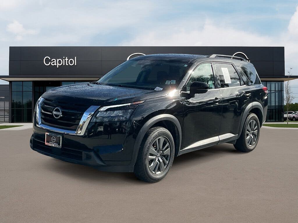 2024 Nissan Pathfinder SV 4WD