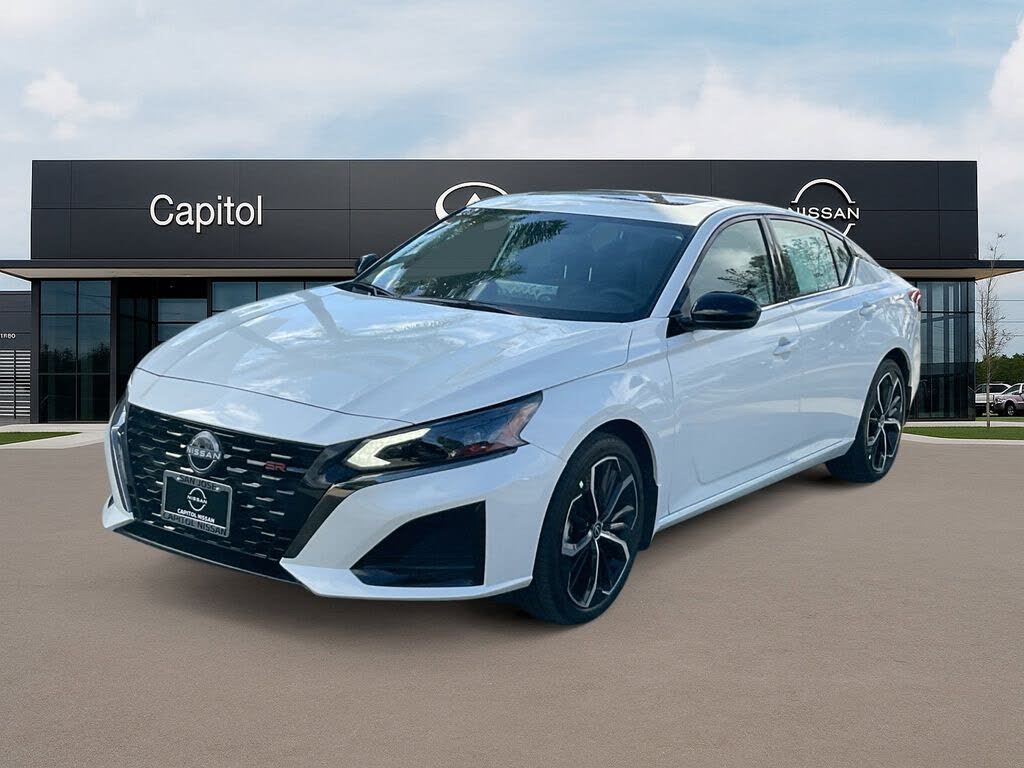 2025 Nissan Altima 2.5 SR FWD