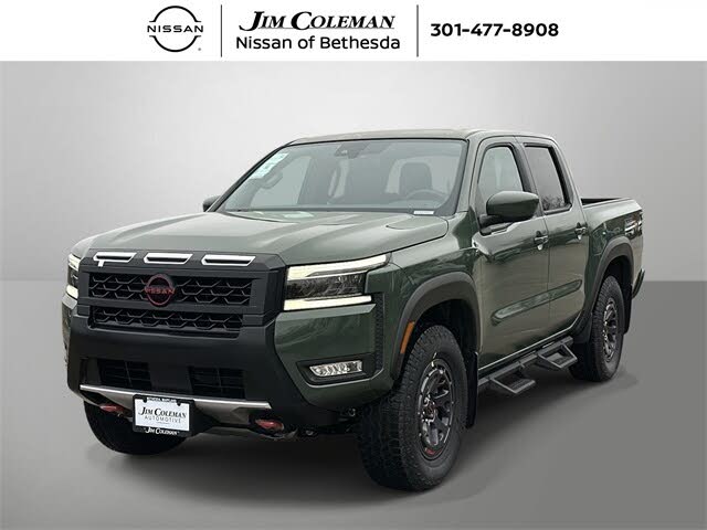 2025 Nissan Frontier PRO-4X Crew Cab 4WD