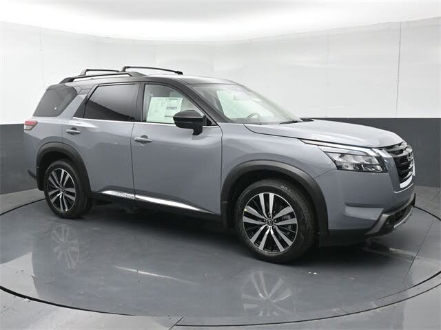 2025 Nissan Pathfinder Platinum 4WD