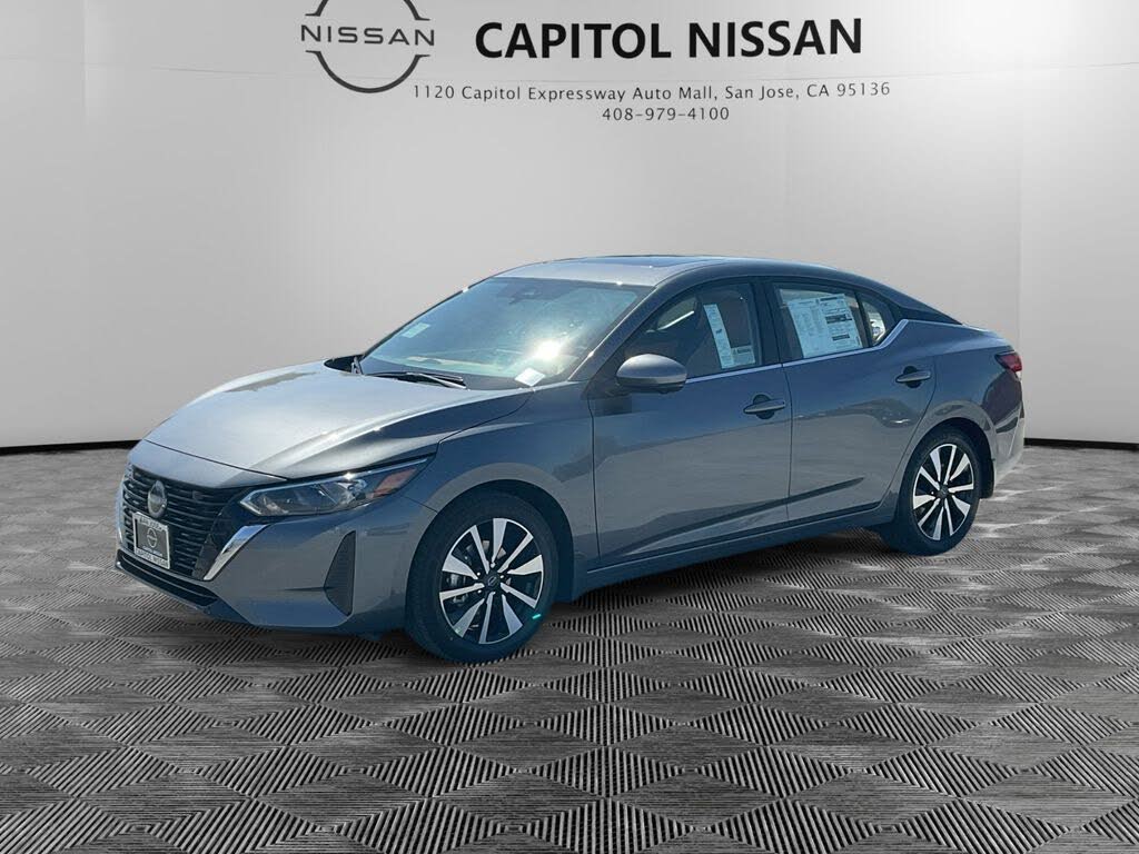 2025 Nissan Sentra SV FWD