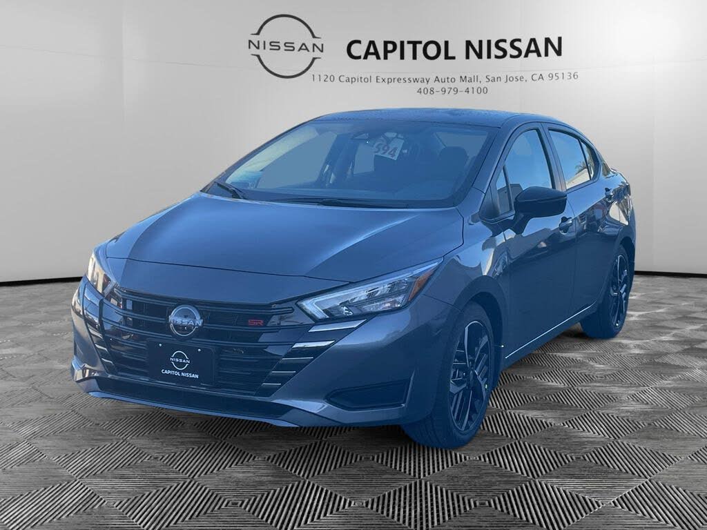 2025 Nissan Versa SR FWD