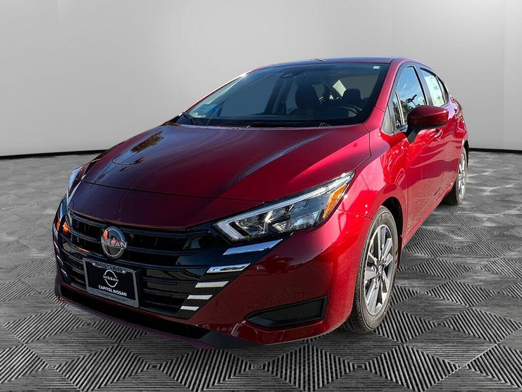 2025 Nissan Versa SV FWD