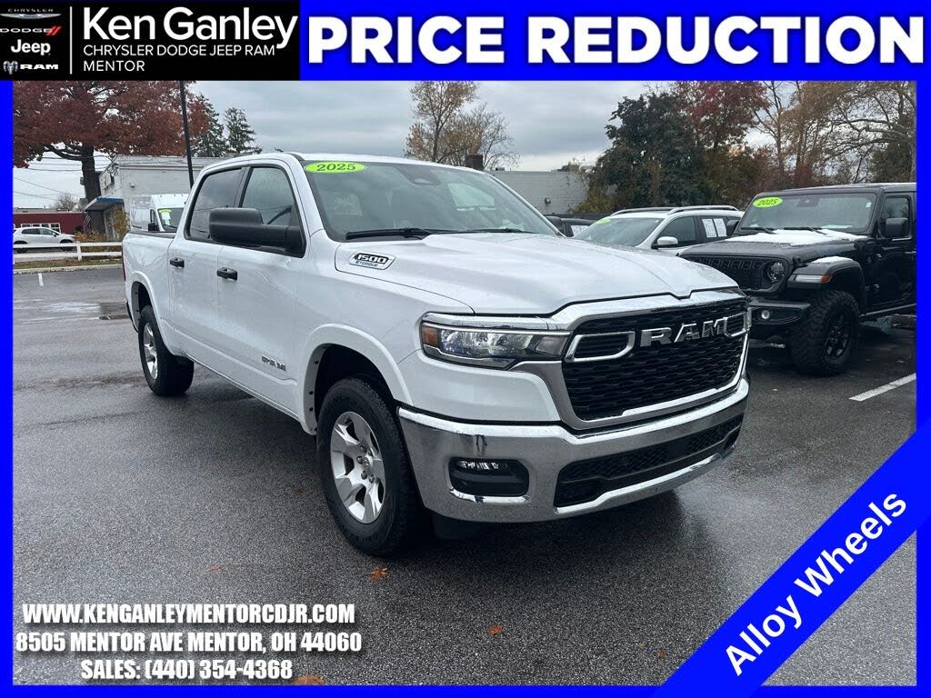 2025 RAM 1500 Big Horn Crew Cab 4WD