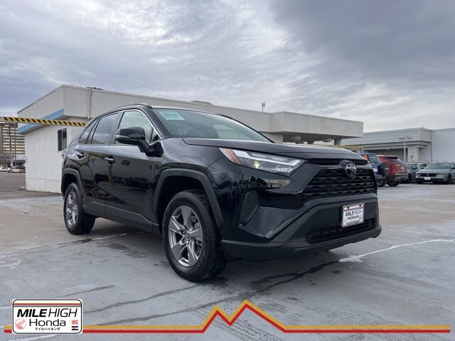 2025 Toyota RAV4 XLE AWD