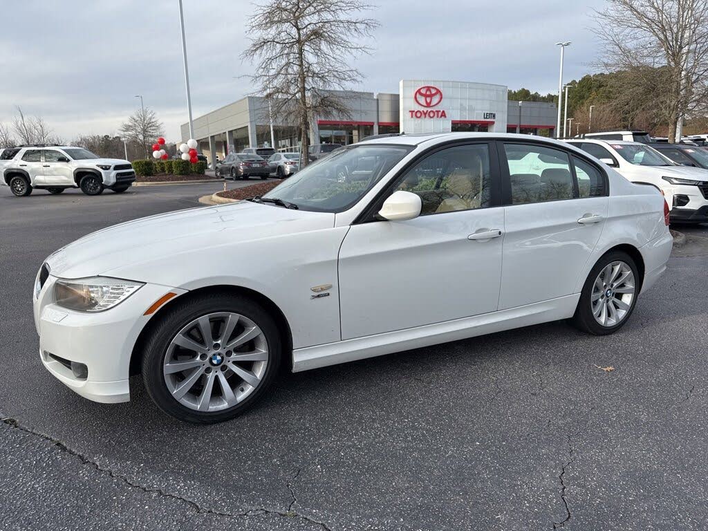 2011 BMW 3 Series 328i xDrive Sedan AWD