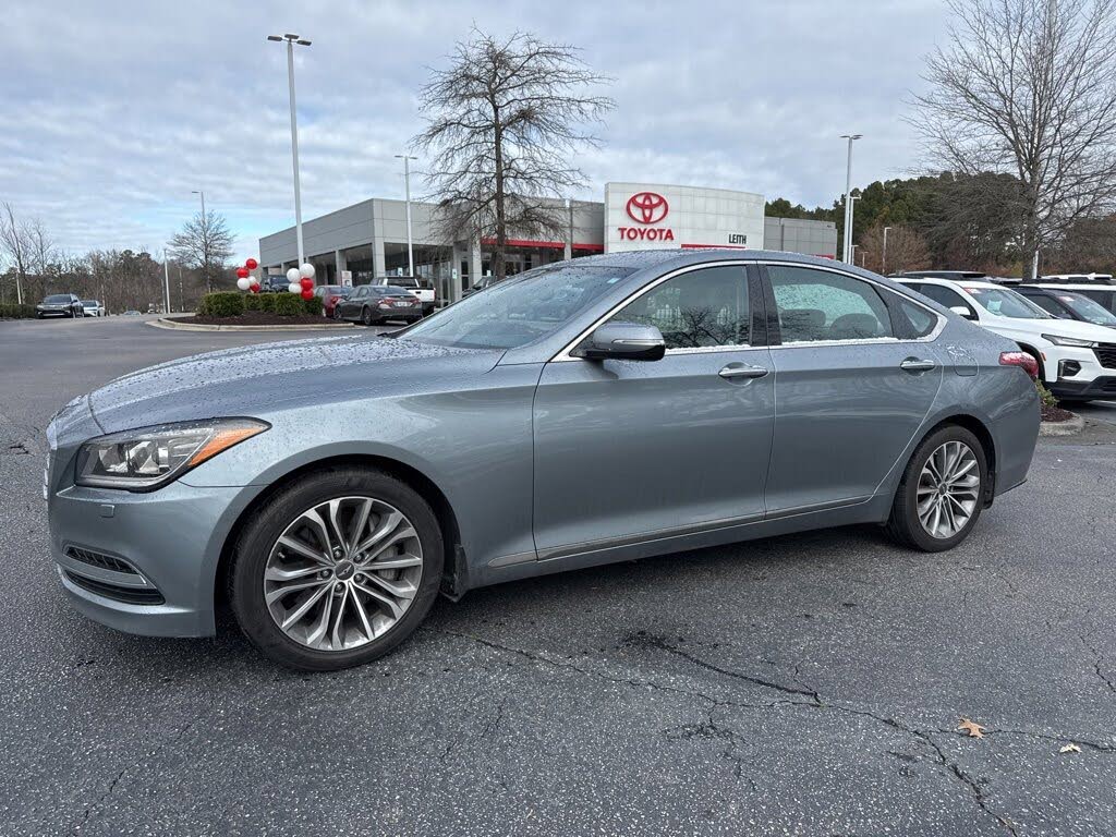 2016 Hyundai Genesis 3.8 RWD
