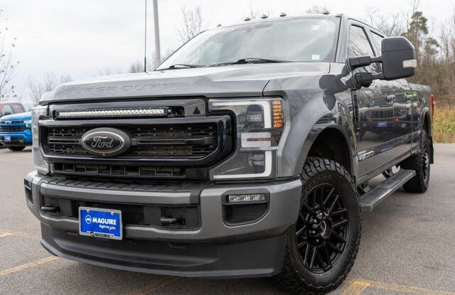 2022 Ford F-250 Super Duty Lariat Crew Cab 4WD