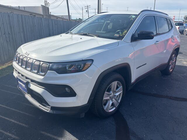 2022 Jeep Compass Latitude FWD