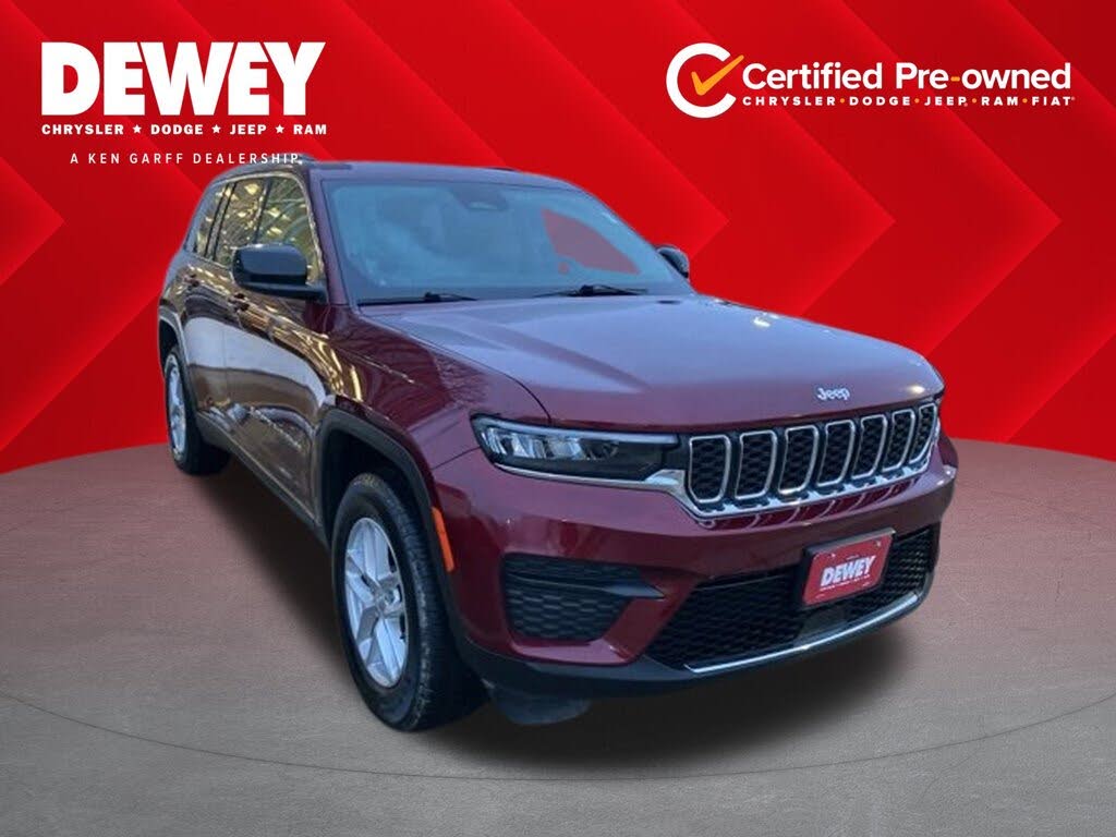 2023 Jeep Grand Cherokee Laredo X 4WD