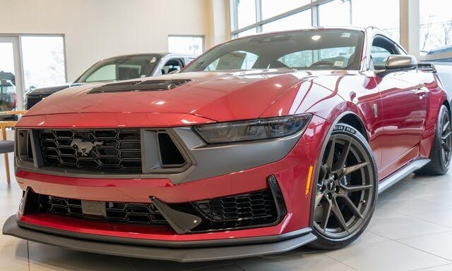 2025 Ford Mustang Dark Horse Fastback RWD
