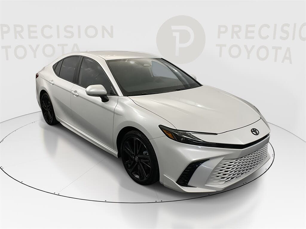 2025 Toyota Camry XSE FWD