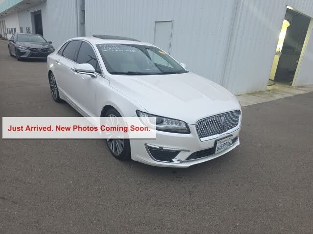 2017 Lincoln MKZ Reserve FWD