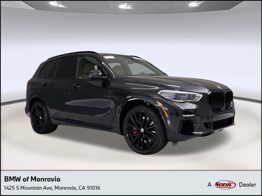 2023 BMW X5 M50i xDrive AWD