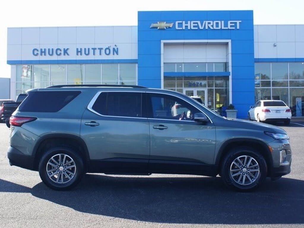 2023 Chevrolet Traverse LT Leather FWD