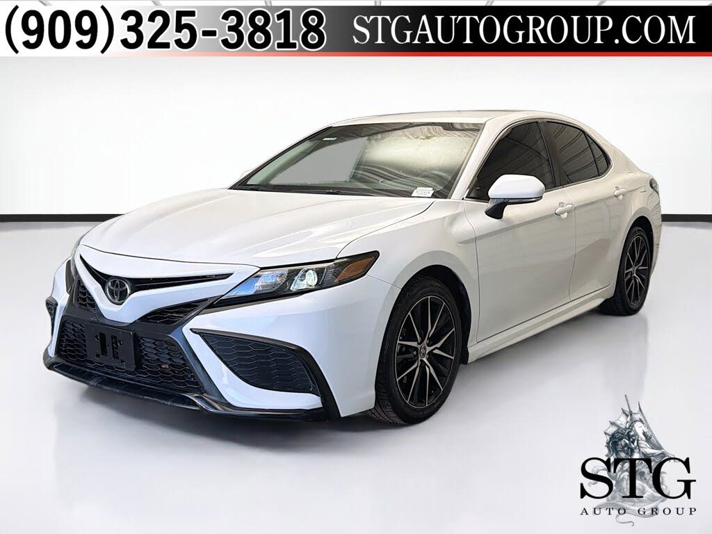 2023 Toyota Camry SE FWD