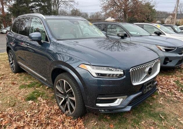 2023 Volvo XC90 B6 Plus Bright Theme 7-Passenger AWD