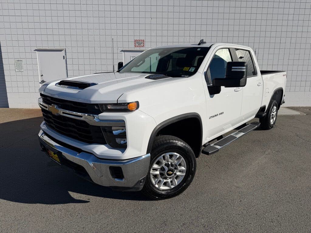 2024 Chevrolet Silverado 2500HD LT Crew Cab 4WD