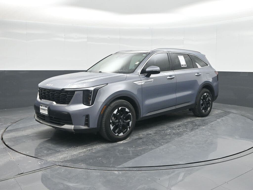 2024 Kia Sorento S FWD