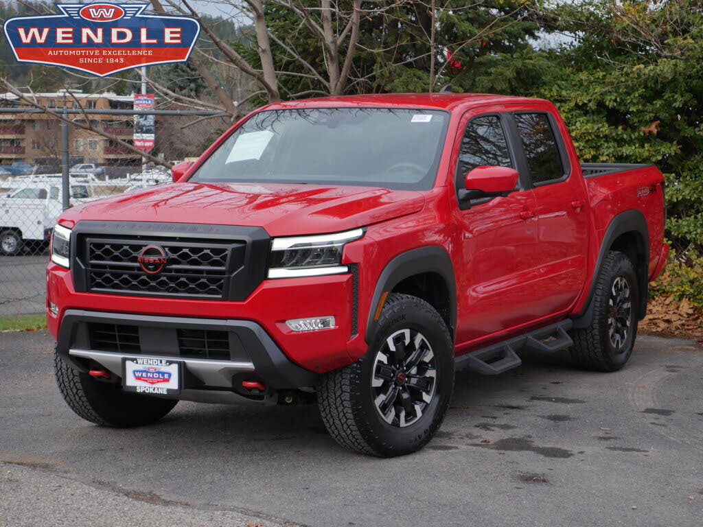 2024 Nissan Frontier PRO-4X Crew Cab 4WD