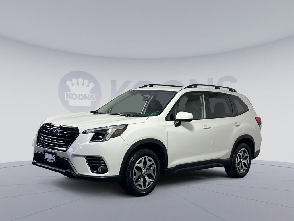 2024 Subaru Forester Premium Crossover AWD