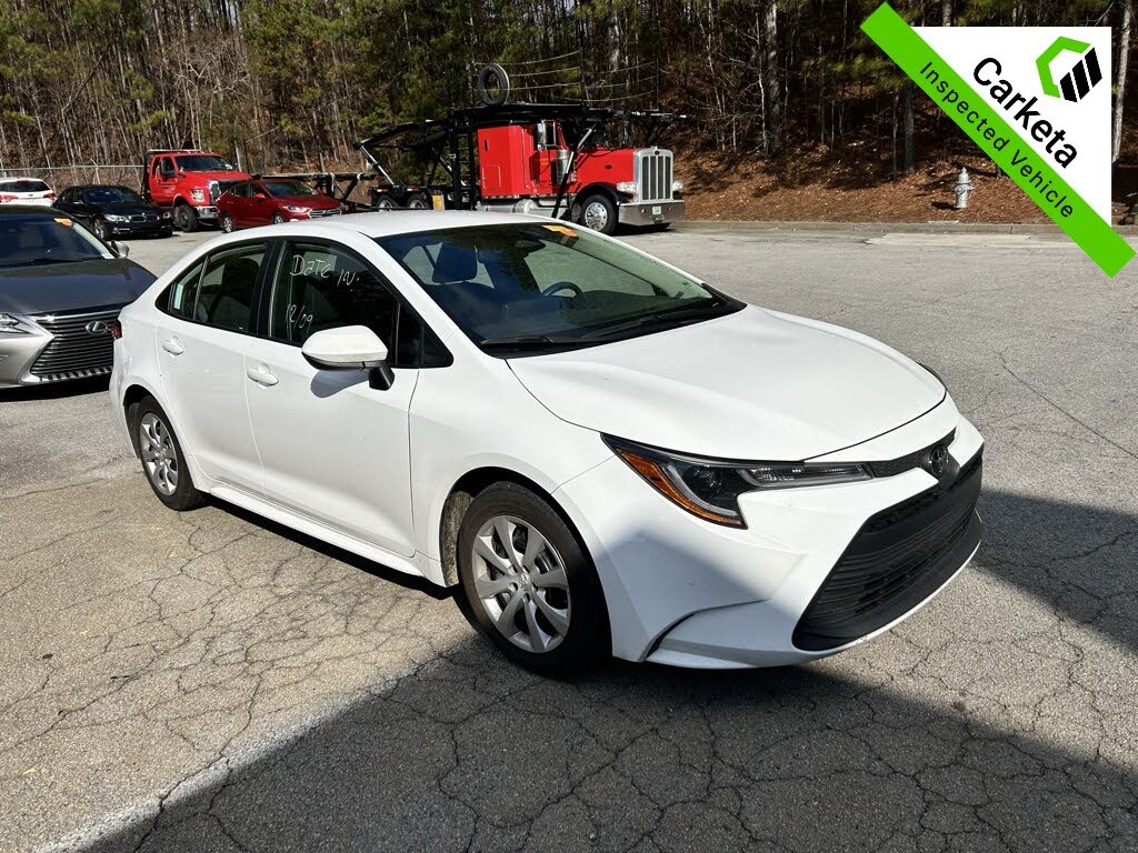 2024 Toyota Corolla LE FWD