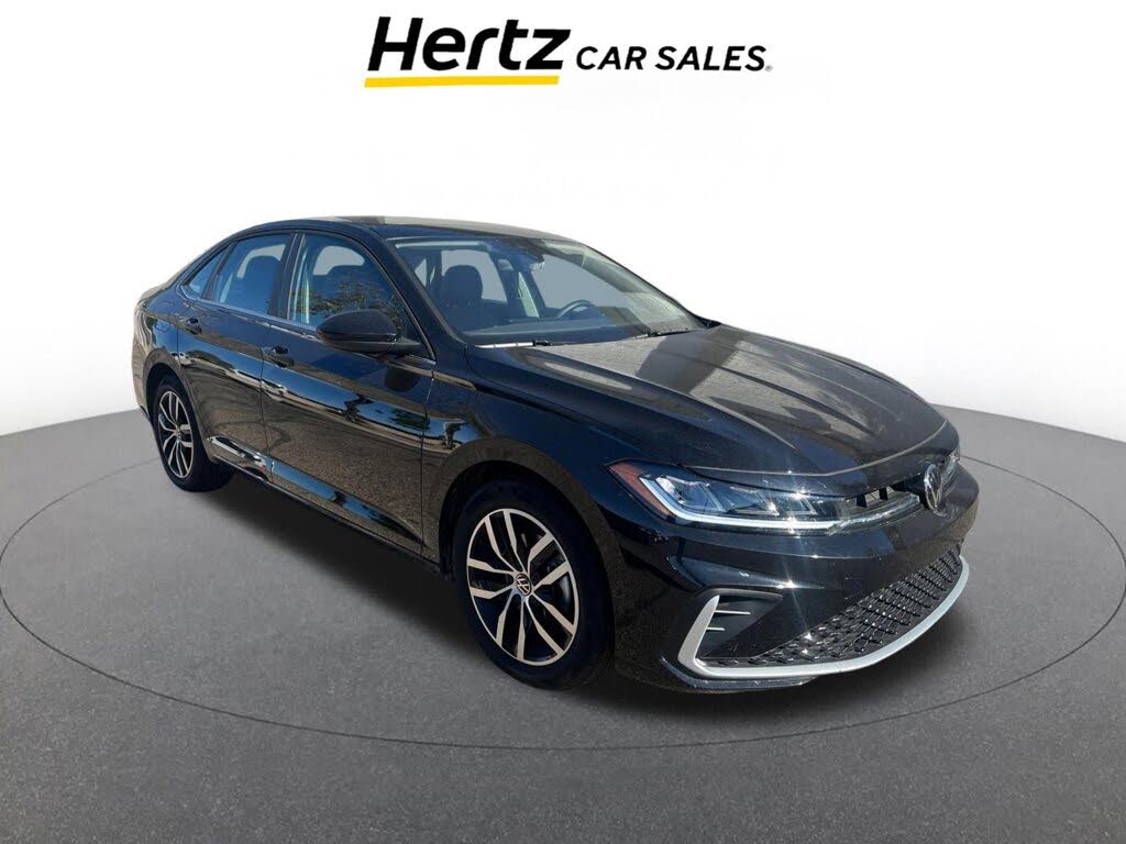 2025 Volkswagen Jetta SE FWD