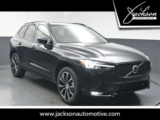 2025 Volvo XC60 B5 Plus Dark Theme AWD