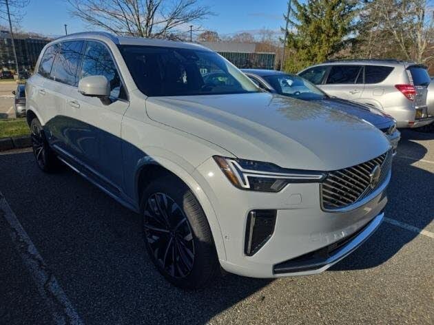 2025 Volvo XC90 Recharge T8 Plus Bright Theme 6-Passenger eAWD