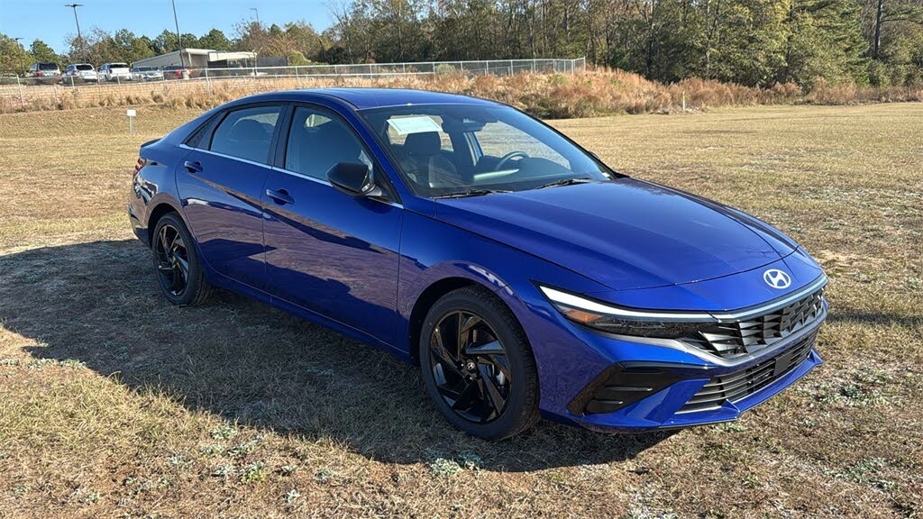 2026 Hyundai Elantra SEL Sport Premium FWD