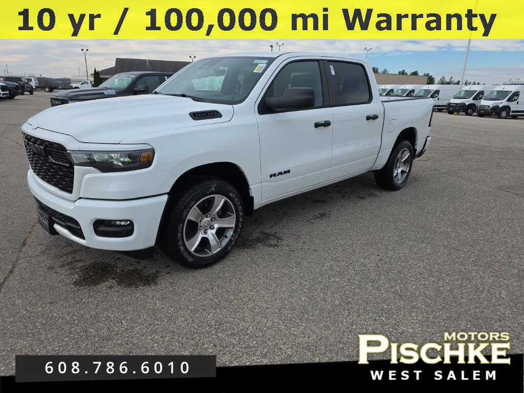 2026 RAM 1500 Express Crew Cab 4WD