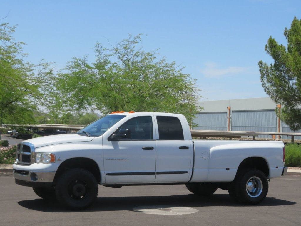 2005 Dodge RAM 3500 SLT Quad Cab LB DRW RWD